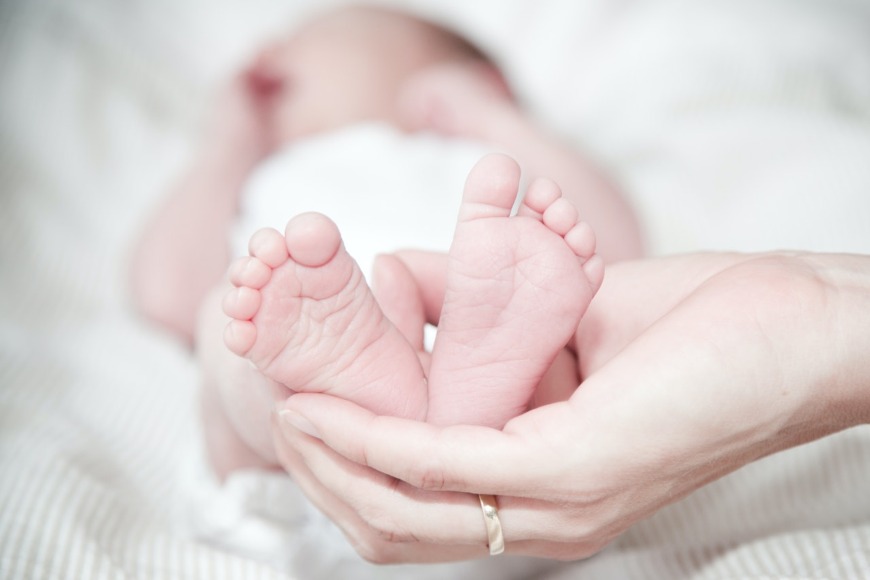 beba spava